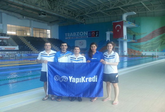 Yüzücülerimiz Trabzon’da yine tulum çıkardı...