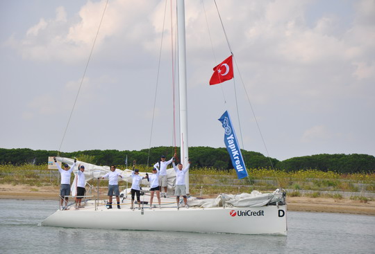 YKB Yelken Takımımız UCI VI. Sailing Meeting’de üçüncü olarak büyük bir başarıya imza attı!