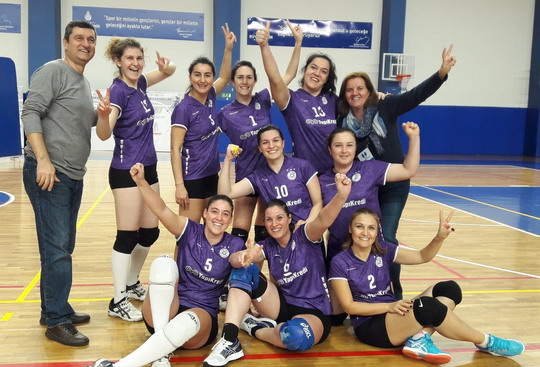 Kadın Voleybol Takımımız bu hafta da galip