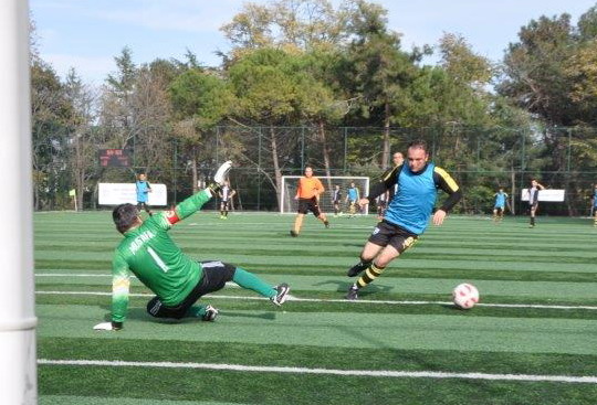 Futbolseverleri YKB CUP ve YKB LİG yarı final maçlarını izlemeye davet ediyoruz!
