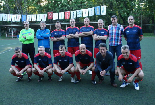 Yapı Kredi Veteran Futbol Takımımız sahalara çıktı...