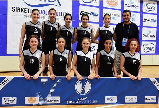 Voleybol Takımımız ilk maçında galip...