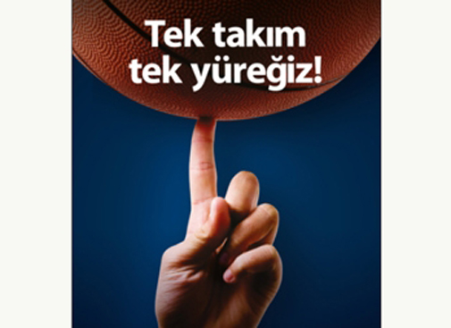 T-shirt’i giy, takımla coş!