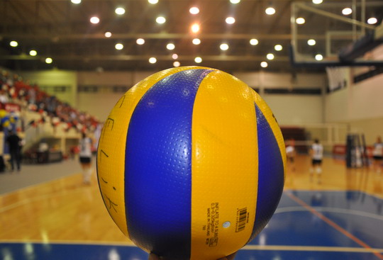 Yapı Kredi İzmir Erkek Voleybol Takımı, birlikte başarılara koşmak isteyen yeni sporcularını antrenmana bekliyor!