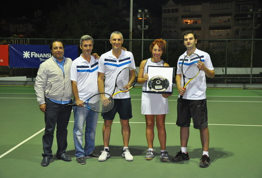 Yapı Kredi Tenis Takımımız bu hafta da galip...