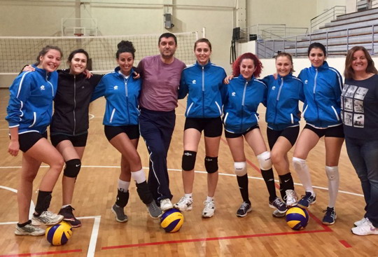 Kadın Voleybol Takımımız antrenmanlara başladı...