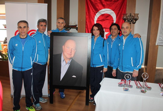 Koç Topluluğu 27’nci Spor Şenliği Tenis Turnuvası’nda oyuncularımız final maçlarına çıkıyor...