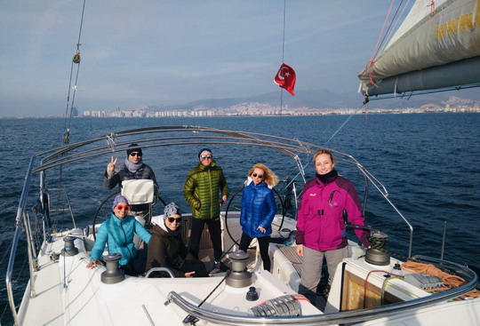 Yelken Eğitimlerimiz İzmir ve İstanbul'da devam ediyor.