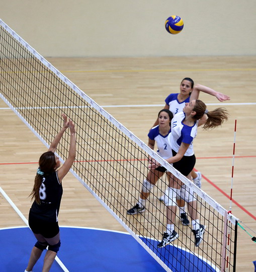 Voleybol Bayan Takımımız Fonex Şirketler Ligi’nde yarı finalde!