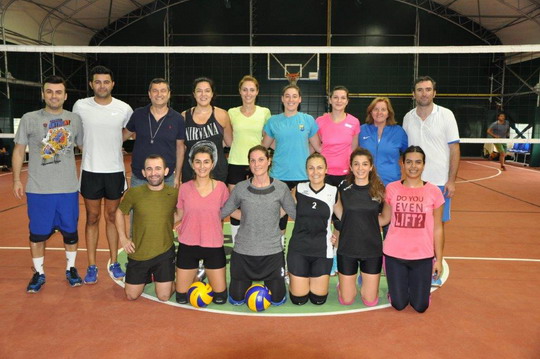 İstanbul Voleybol Takımlarımız yeni sezon hazırlıklarına başladı.