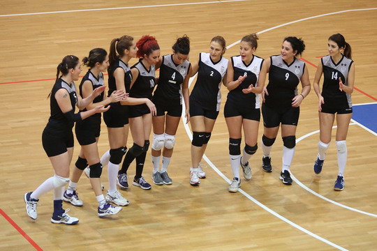 Bayan Voleybol Takımımız Fonex Şirketler Voleybol Ligi’nde ikinci galibiyetini aldı!