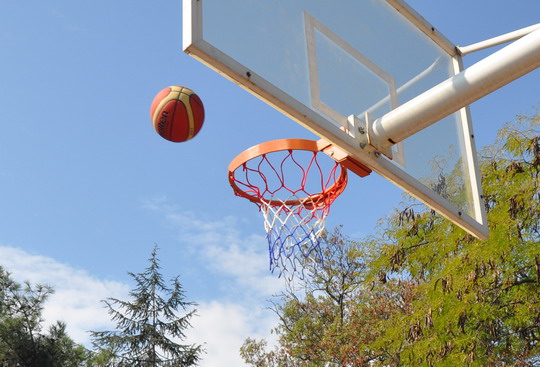 Basketbol takımlarımız için yeni oyuncular arıyoruz.